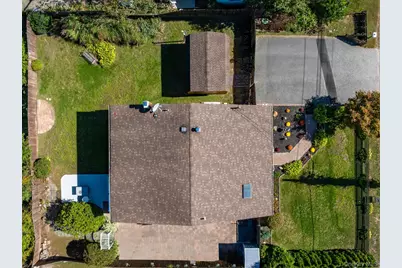 3 Hoover Court, Mastic, NY 11950 - Photo 3