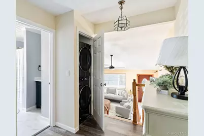 3 Hoover Court, Mastic, NY 11950 - Photo 9