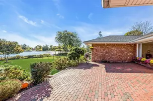 11 Cranberry Dr, Islip, NY 11751 - Photo 27