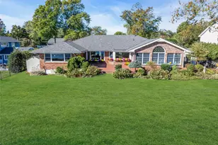 11 Cranberry Dr, Islip, NY 11751 - Photo 31