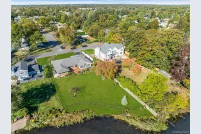 11 Cranberry Drive, Islip, NY 11751 - Photo 35