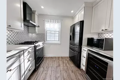 132 Texas Avenue, Bronxville, NY 10708 - Photo 5