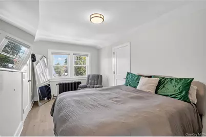 44 Madeleine Avenue, New Rochelle, NY 10801 - Photo 27