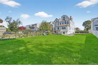 44 Madeleine Avenue, New Rochelle, NY 10801 - Photo 31