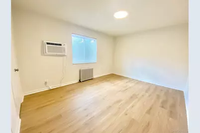 264-15 Langston Avenue #1st FL, Glen Oaks, NY 11004 - Photo 21