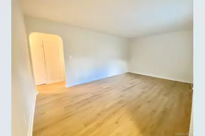 264-15 Langston Avenue #1st FL, Glen Oaks, NY 11004 - Photo 23