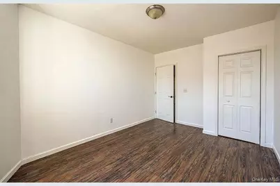 72-47 Metropolitan Avenue #2F, Middle Village, NY 11379 - Photo 9