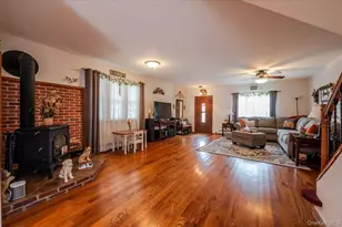 165 Davis Ave, Inwood, NY 11096 - Photo 5