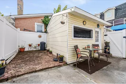 165 Davis Avenue, Inwood, NY 11096 - Photo 27