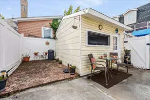 165 Davis Ave, Inwood, NY 11096 - Photo 27