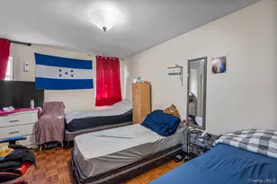 47 Jackson Ave, Mineola, NY 11501 - Photo 15