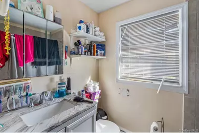 47 Jackson Avenue, Mineola, NY 11501 - Photo 17