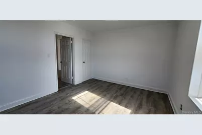 222-89 Braddock Ave #5A, Bellerose, NY 11428 - Photo 11