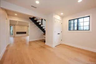 147 W Bayberry Rd, Islip, NY 11751 - Photo 17