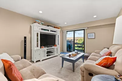 441 Mariners Way, Copiague, NY 11726 - Photo 7