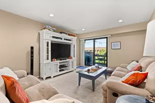 441 Mariners Way, Copiague, NY 11726 - Photo 7