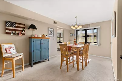 441 Mariners Way, Copiague, NY 11726 - Photo 3