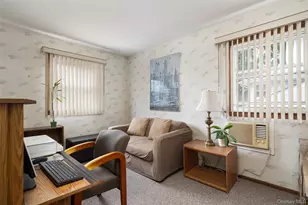 3019 Post Ave, Wantagh, NY 11793 - Photo 9