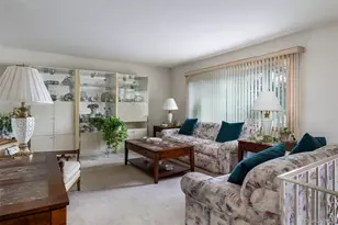 3019 Post Ave, Wantagh, NY 11793 - Photo 3