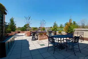 111 Cherry Valley Ave, Garden City, NY 11530 - Photo 47