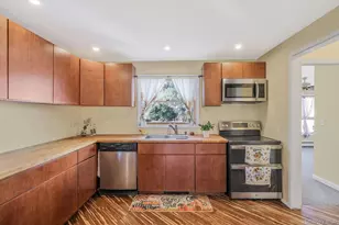 404 Vanderbilt Blvd, Oakdale, NY 11769 - Photo 15