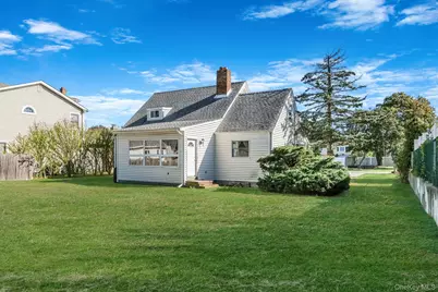 404 Vanderbilt Boulevard, Oakdale, NY 11769 - Photo 27