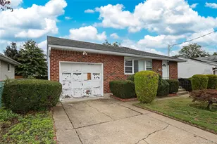 53 Atlantic Ave, Carle Place, NY 11514 - Photo 3