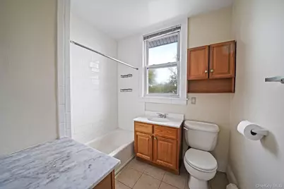 19 4th Avenue, East Rockaway, NY 11518 - Photo 35