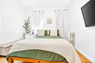 1976 Lafontaine Ave, Bronx, NY 10457 - Photo 27