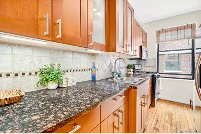 1976 Lafontaine Avenue #4D, Bronx, NY 10457 - Photo 11