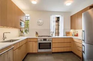 100 Ardsley Ave W, Irvington, NY 10533 - Photo 7