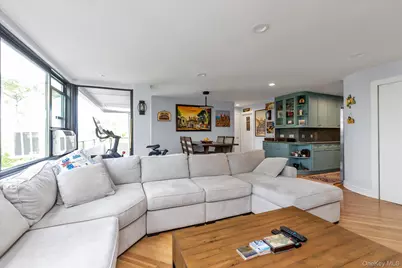 9-05 162 Street #6D, Whitestone, NY 11357 - Photo 3