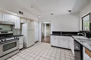 16 Wagon Wheel Dr, New City, NY 10956 - Photo 9