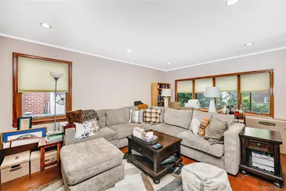 6532 170th Street, Fresh Meadows, NY 11365 - Photo 9