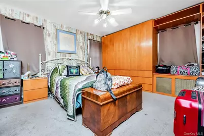 6532 170th Street, Fresh Meadows, NY 11365 - Photo 11