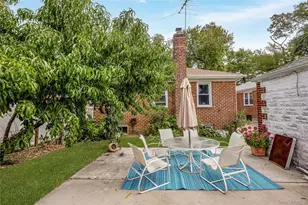 65-32 170th St, Fresh Meadows, NY 11365 - Photo 21