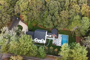 6 E Gate Rd, Wainscott, NY 11975 - Photo 3