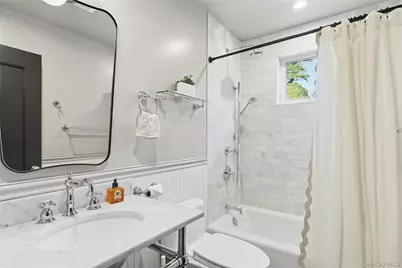 6 East Gate Road, Wainscott, NY 11975 - Photo 19