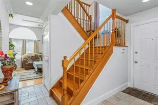 24 Leisure Way, Mohegan Lake, NY 10547 - Photo 3