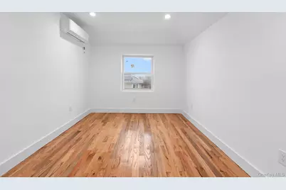 69-50 Hessler Avenue, Arverne, NY 11692 - Photo 15