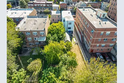 25-14 Crescent Street, Astoria, NY 11102 - Photo 11