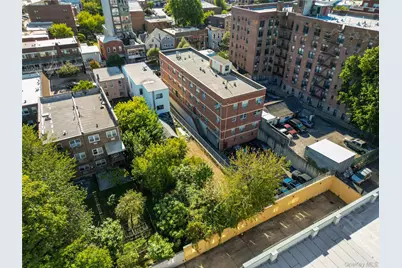 25-14 Crescent Street, Astoria, NY 11102 - Photo 9