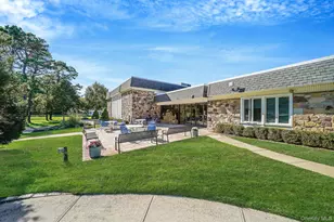 449 Arlington Dr, Ridge, NY 11961 - Photo 25