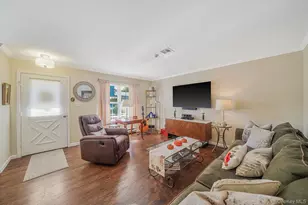 449 Arlington Dr, Ridge, NY 11961 - Photo 3