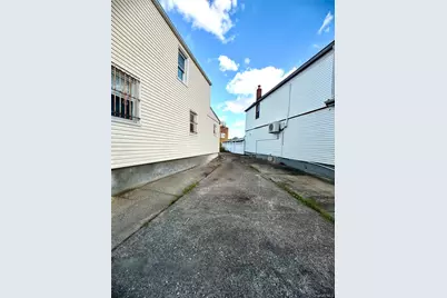 11409 135th Street, Ozone Park, NY 11420 - Photo 3