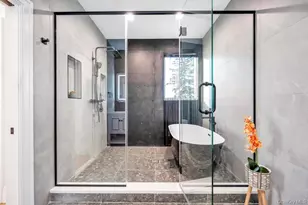 51 Stephen Dr, Plainview, NY 11803 - Photo 27