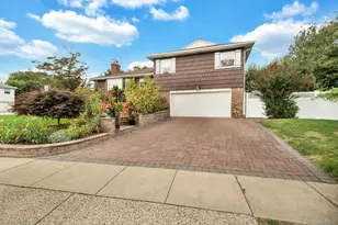 1 Wayland Rd, Plainview, NY 11803 - Photo 3