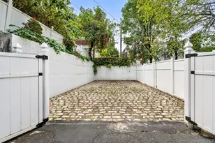 64-38 84th St, Middle Village, NY 11379 - Photo 31