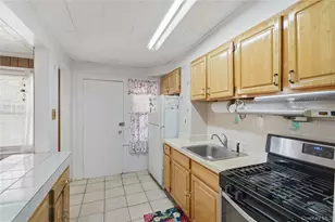 88-40 207th St, Queens Village, NY 11427 - Photo 11