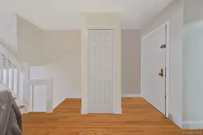 403 E 87th Street #3B, New York, NY 10128 - Photo 9